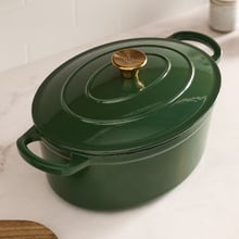 5.5L Oval Cast Iron Dutch Oven